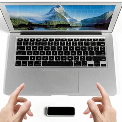 立体の動きを捉えるLeap Motion Control Device
