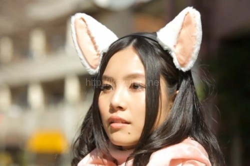 脳波で動く、ネコ耳デバイス。ニューロウェア「NEKOMIMI」