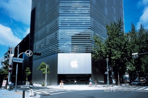 アースデイ(4/22)東京と大阪のApple Storeはリンゴの葉が緑ほか今日の #スクラップ #2014 #4/22