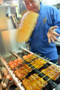 土用の丑(うし)の日の29日、ウナギ店ほか今日の #スクラップ #2014 #7/29